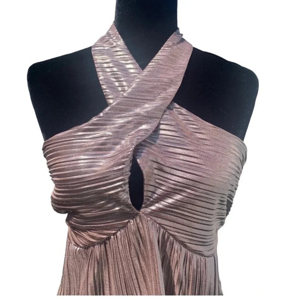 Anthropologie Monte Shimmer Metallic
Halter Blouse Size: S Anthropologie - Picture 5 of 9